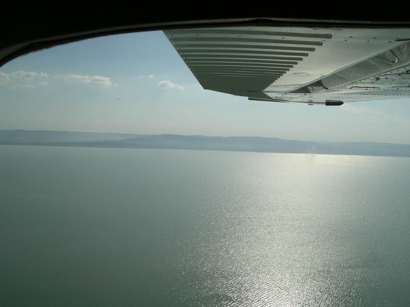 Repülés a Balaton felett